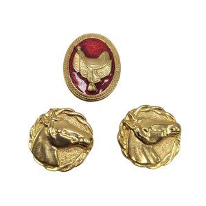 Vtg Goldtone Horse & Saddle Button Covers Set Of 3 Western Style Red Enamel Acce